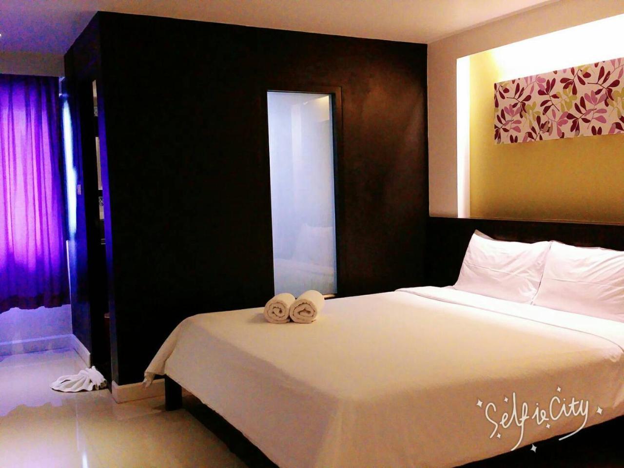 At 24 Boutique Hotel Nakhon Si Thammarat Extérieur photo